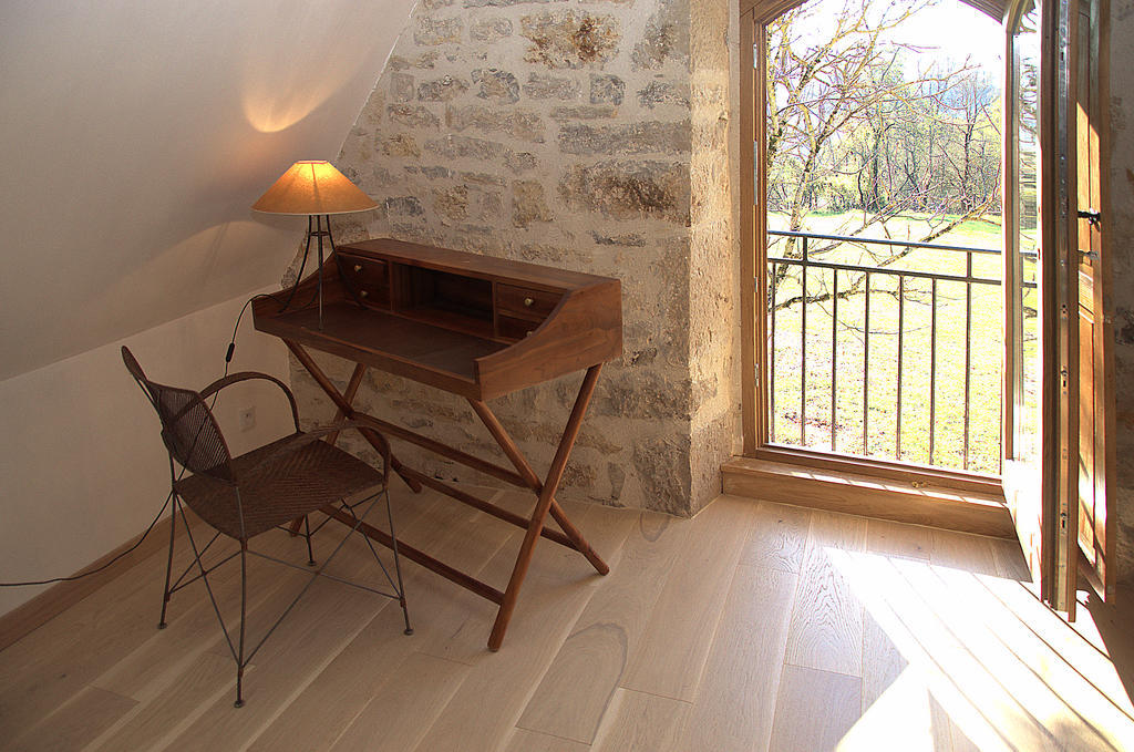 Mas Del Lum Bed & Breakfast Boussac  Rom bilde