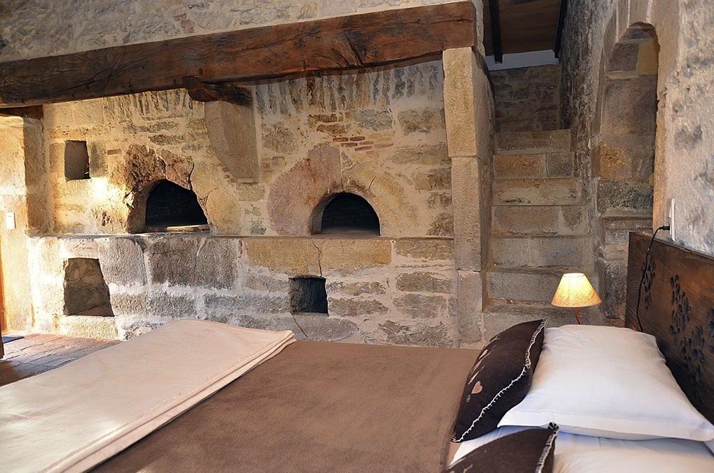 Mas Del Lum Bed & Breakfast Boussac  Rom bilde